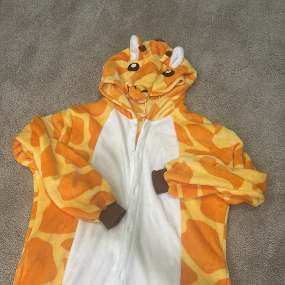 Giraffe Costume - Picture 1 of 2